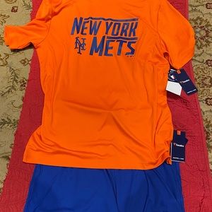 New men’s Mets shirt/short set